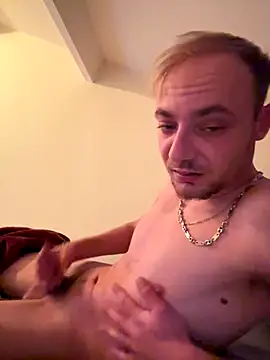 Crevette311 online show from November 24, 11:15 pm