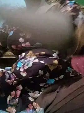 BreezySexyGirl69 online show from June 2, 1:13 pm