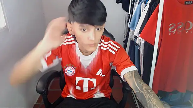 Snapshot of BOY-767 chatting on March 3, 6:36 pm BOY-767 online show from March 3, 6:36 pm