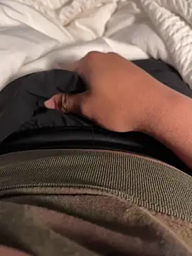 charles23xavier25 online show from March 19, 10:03 pm