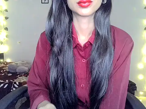 SIKSHA SINGH online show from April 12, 12:04 am