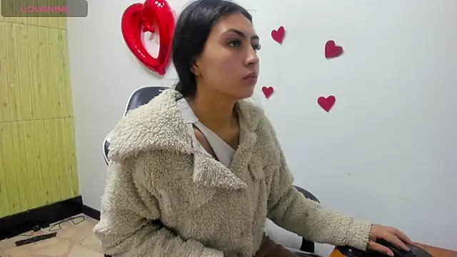 angell cooper8 online show from March 13, 12:12 pm