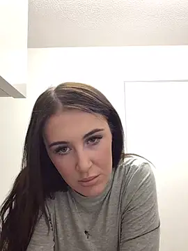 PinkVelvetx online show from March 20, 6:35 pm