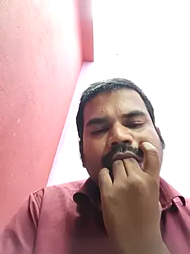 Snapshot of rkr1996kum chatting on May 6, 10:42 am rkr1996kum online show from May 6, 10:42 am