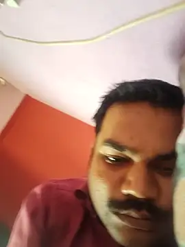 Snapshot of rkr1996kum chatting on May 24, 7:46 am rkr1996kum online show from May 24, 7:46 am