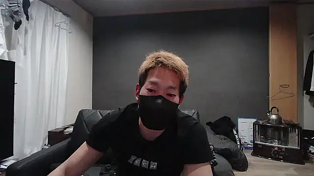 ryuaaaaa online show from March 7, 4:04 pm