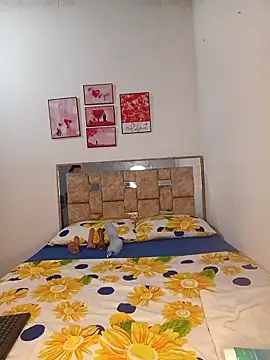 Tina Hot xxx online show from March 12, 11:55 pm