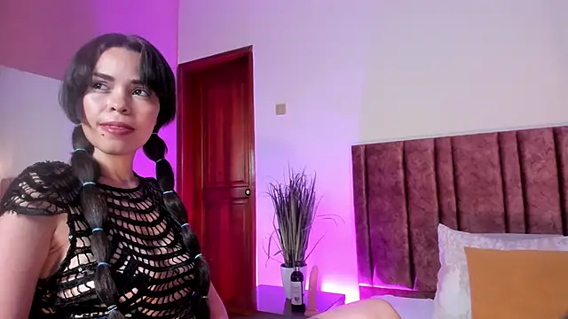 KatrionaNyx online show from April 13, 12:32 pm