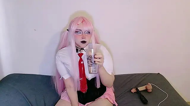 angeldust 777 online show from April 11, 8:46 pm