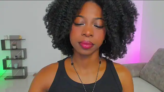 amatiisturr online show from March 21, 4:43 pm