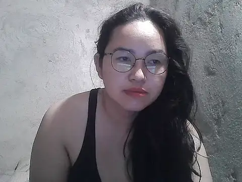 wildchinita00 online show from April 21, 9:50 pm