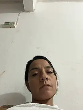 yesica2507 online show from February 27, 5:51 am