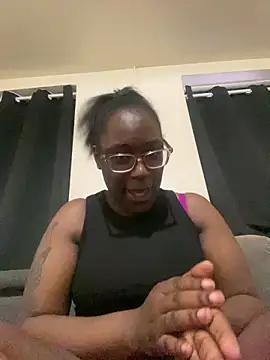 Sinfulwaterfalls online show from May 28, 12:13 pm