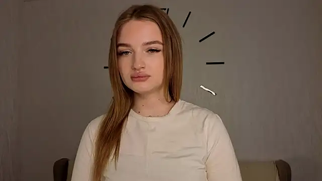 Snapshot of SolLocy chatting on March 1, 6:04 am SolLocy online show from March 1, 6:04 am