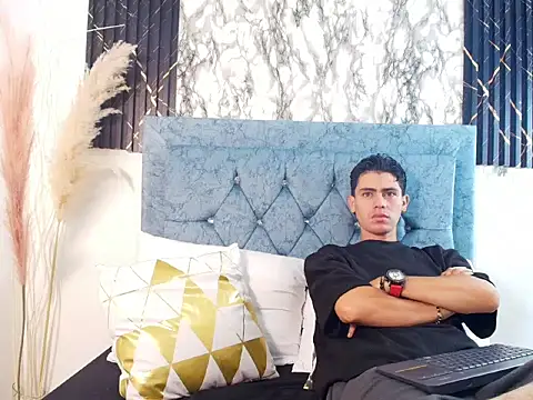 Damnian xx online show from March 5, 7:43 pm