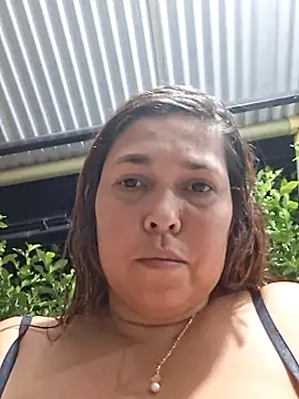 Snapshot of bar-mother19 chatting on March 2, 2:58 am bar-mother19 online show from March 2, 2:58 am