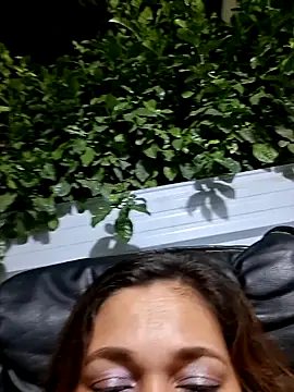 Snapshot of bar-mother19 chatting on March 3, 7:47 am bar-mother19 online show from March 3, 7:47 am