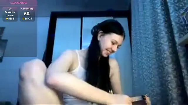 Snapshot of SaraDebey chatting on February 20, 8:20 pm SaraDebey online show from February 20, 8:20 pm