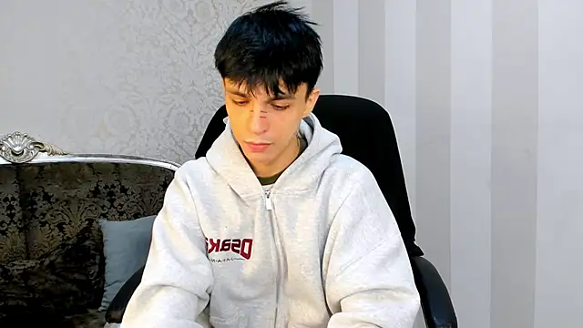 ClarkBev online show from March 3, 6:19 am