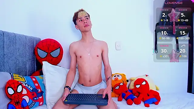 Snapshot of Callum_777 chatting on February 27, 10:54 pm Callum 777 online show from February 27, 10:54 pm