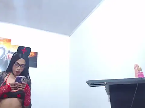 cellesthee online show from February 25, 11:03 pm