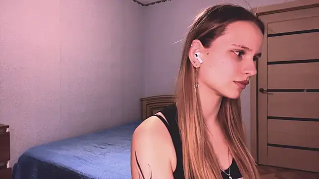 Snapshot of praycarolina chatting on March 2, 2:02 pm praycarolina online show from March 2, 2:02 pm