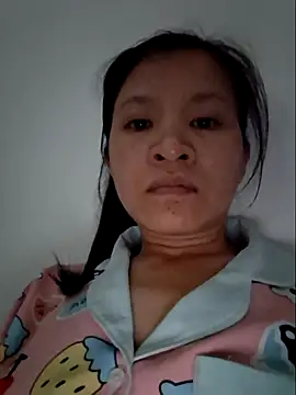 Snapshot of kieuqueen92 chatting on February 24, 10:13 am kieuqueen92 online show from February 24, 10:13 am