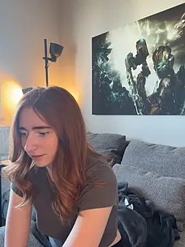 HoneyBunny18 online show from March 31, 3:45 pm