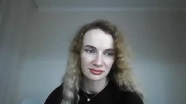 Snapshot of AinyrVixxen chatting on February 24, 9:57 pm AinyrVixxen online show from February 24, 9:57 pm