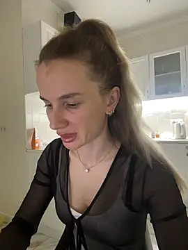 AinyrVixxen online show from March 21, 10:35 pm