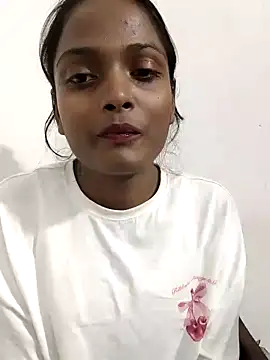 Snapshot of iam-anshika chatting on February 21, 5:41 am iam-anshika online show from February 21, 5:41 am