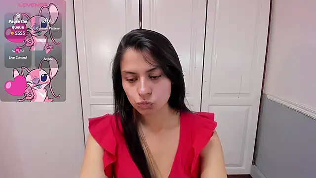 Snapshot of ava_jones11 chatting on February 27, 3:01 pm ava jones11 online show from February 27, 3:01 pm