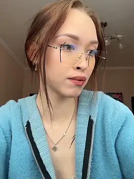 Snapshot of elvvirk chatting on February 28, 10:27 am elvvirk online show from February 28, 10:27 am