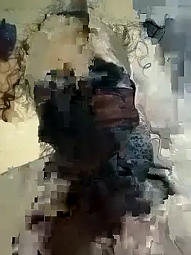 alwayspinky online show from March 4, 1:50 pm