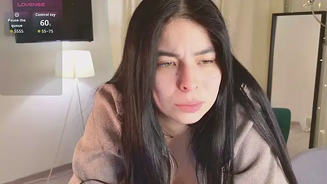 Snapshot of Erika_Moan_ chatting on February 22, 6:24 am Erika Moan online show from February 22, 6:24 am