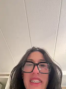 susi chimm online show from March 21, 10:24 pm