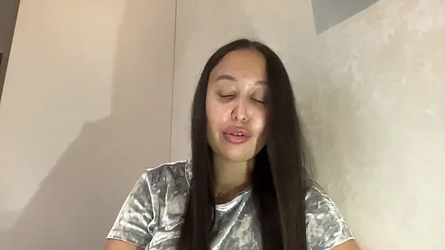 Dana 005 online show from March 28, 7:57 pm