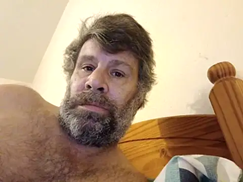 Snapshot of stud2512 chatting on March 2, 7:32 pm stud2512 online show from March 2, 7:32 pm