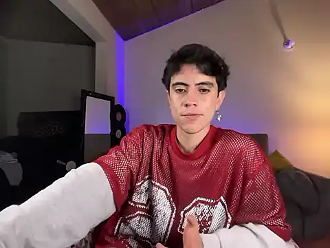 Stolas ying online show from March 7, 4:20 am