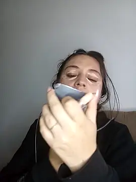 Ana  arms online show from March 31, 11:54 am