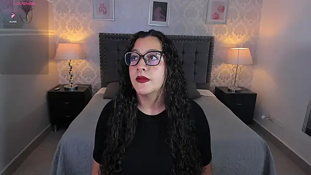 Snapshot of paulys_ chatting on February 25, 11:31 am paulys online show from February 25, 11:31 am