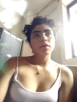 Snapshot of sweetlittlesin chatting on March 2, 10:16 pm sweetlittlesin online show from March 2, 10:16 pm