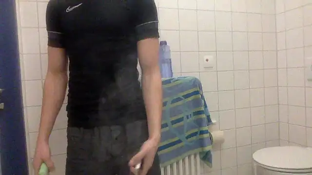 Snapshot of germankink18 chatting on March 4, 2:34 pm germankink18 online show from March 4, 2:34 pm