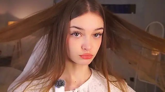 JodiAwyie online show from March 5, 5:20 pm