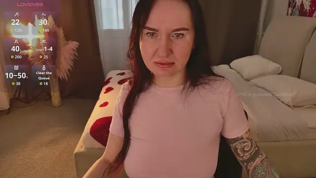 JustGrace online show from April 13, 7:25 am