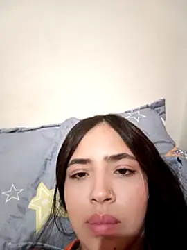 Sexy cloe outdoors online show from April 19, 6:13 am