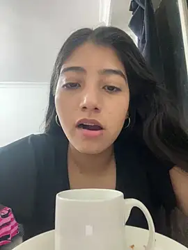 Sexy mia outdoors online show from April 12, 5:45 am