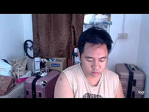 Snapshot of cutejohn chatting on May 29, 7:28 am cutejohn online show from May 29, 7:28 am