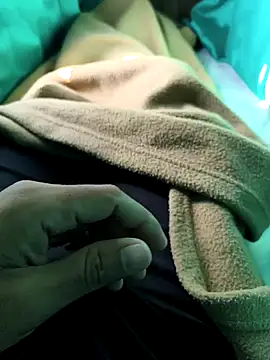 freakingcock27 online show from April 3, 2:53 am