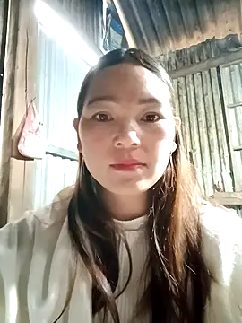 Snapshot of Salyk5 chatting on March 5, 4:52 am Salyk5 online show from March 5, 4:52 am